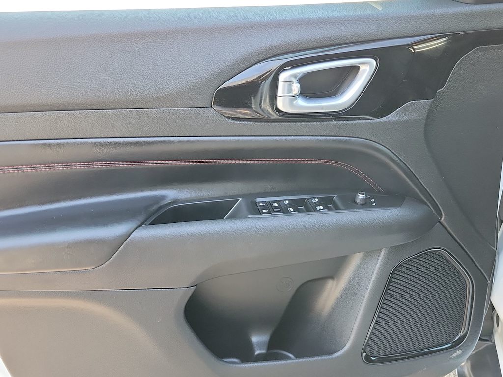 2024 Jeep Compass Trailhawk 20
