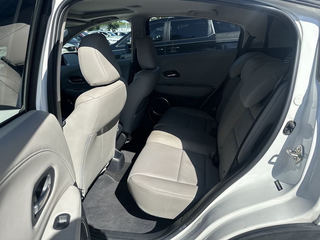 Thumbnail: 2018 Honda HR-V - 12