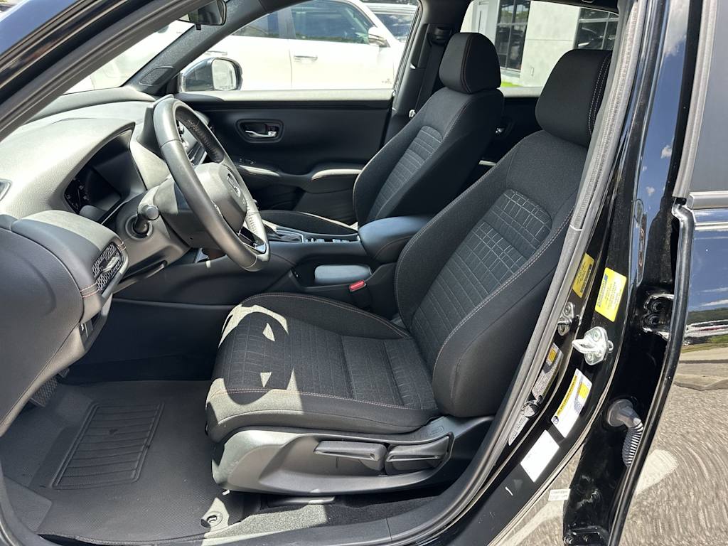Thumbnail: 2025 Honda HR-V - 11