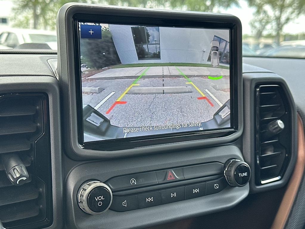 Thumbnail: 2023 Ford Bronco Sport - 13