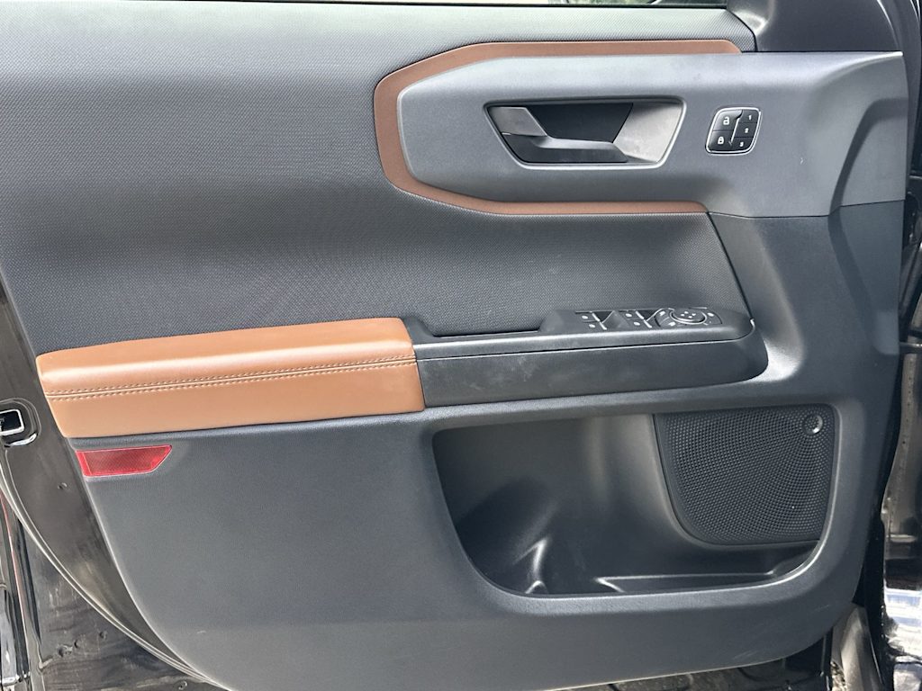 Thumbnail: 2023 Ford Bronco Sport - 27