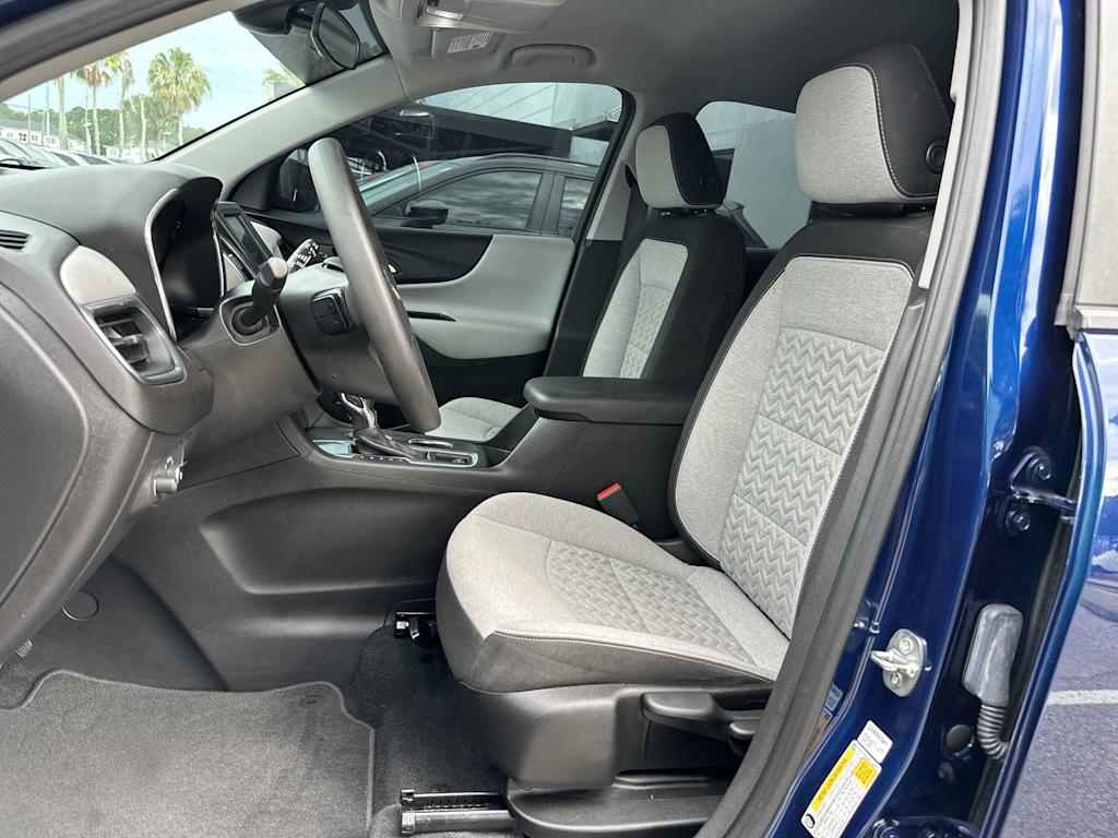 Thumbnail: 2023 Chevrolet Equinox - 9