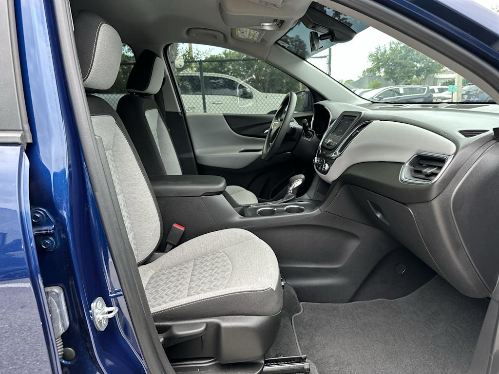 Thumbnail: 2023 Chevrolet Equinox - 10