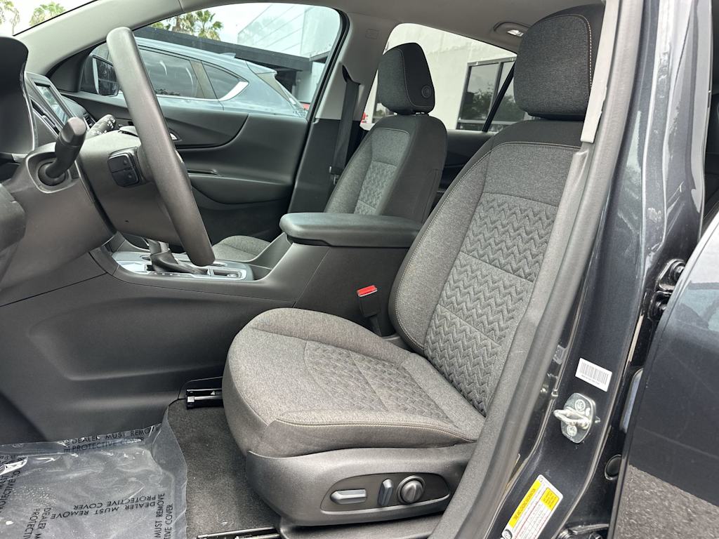 Thumbnail: 2023 Chevrolet Equinox - 10