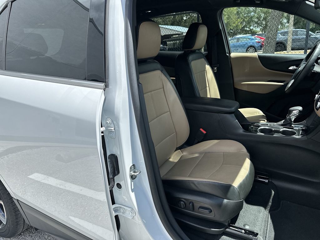 Thumbnail: 2022 Chevrolet Equinox - 11