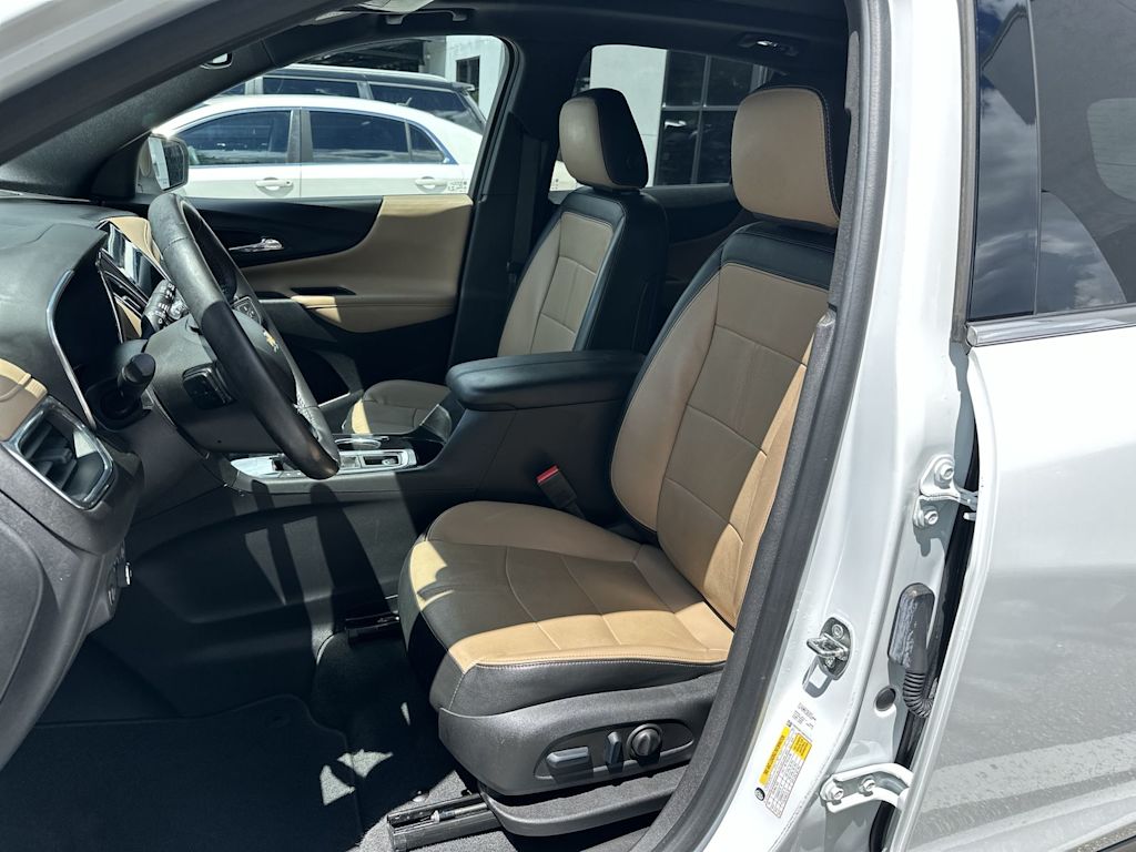 Thumbnail: 2022 Chevrolet Equinox - 10