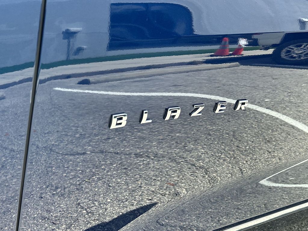 Thumbnail: 2022 Chevrolet Blazer - 6