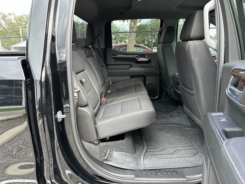 Thumbnail: 2023 GMC Sierra 1500 - 24