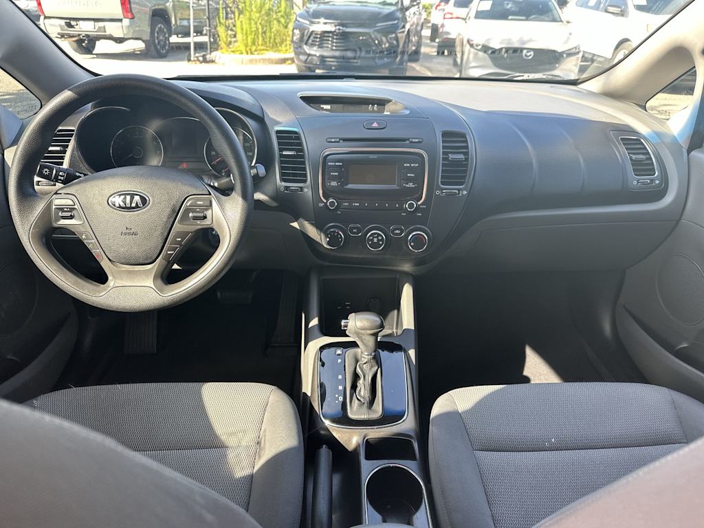 Thumbnail: 2017 Kia Forte - 2