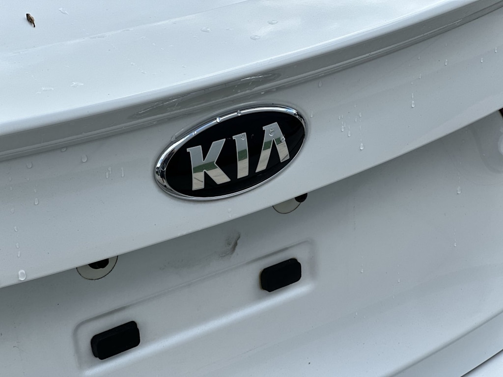 Thumbnail: 2018 Kia Forte - 23