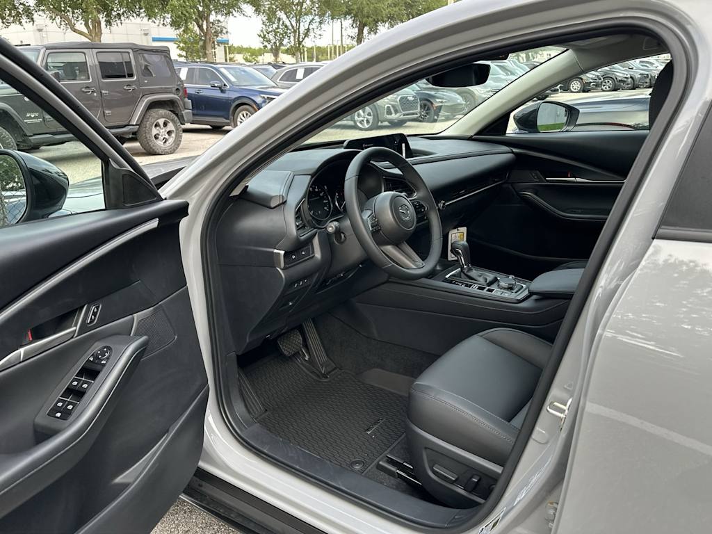 Thumbnail: 2026 Mazda CX-30 - 17