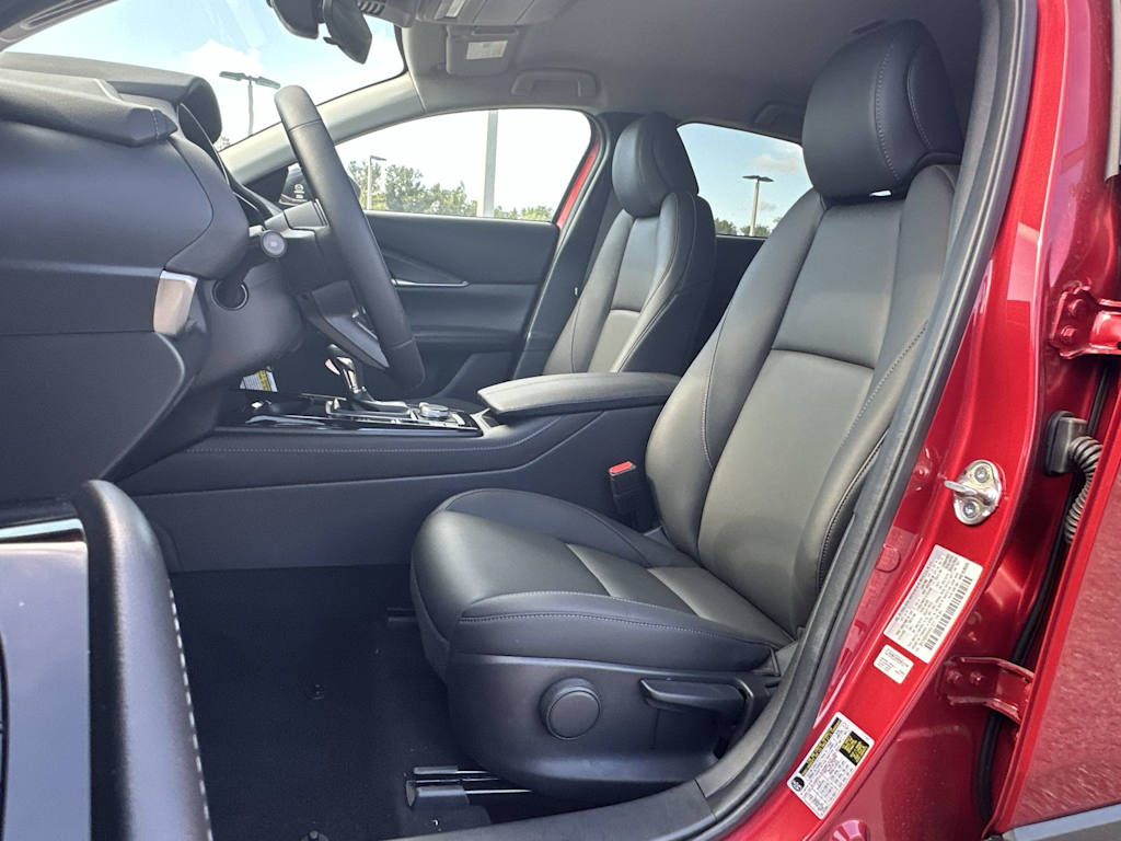 Thumbnail: 2025 Mazda CX-30 - 12