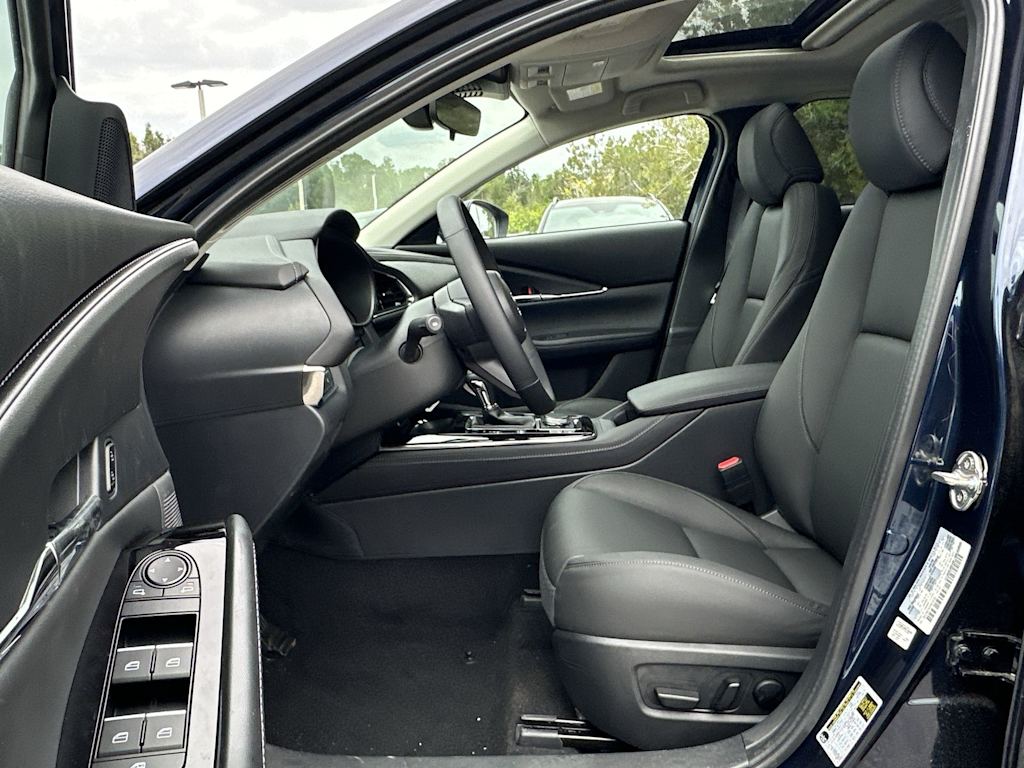 Thumbnail: 2025 Mazda CX-30 - 10