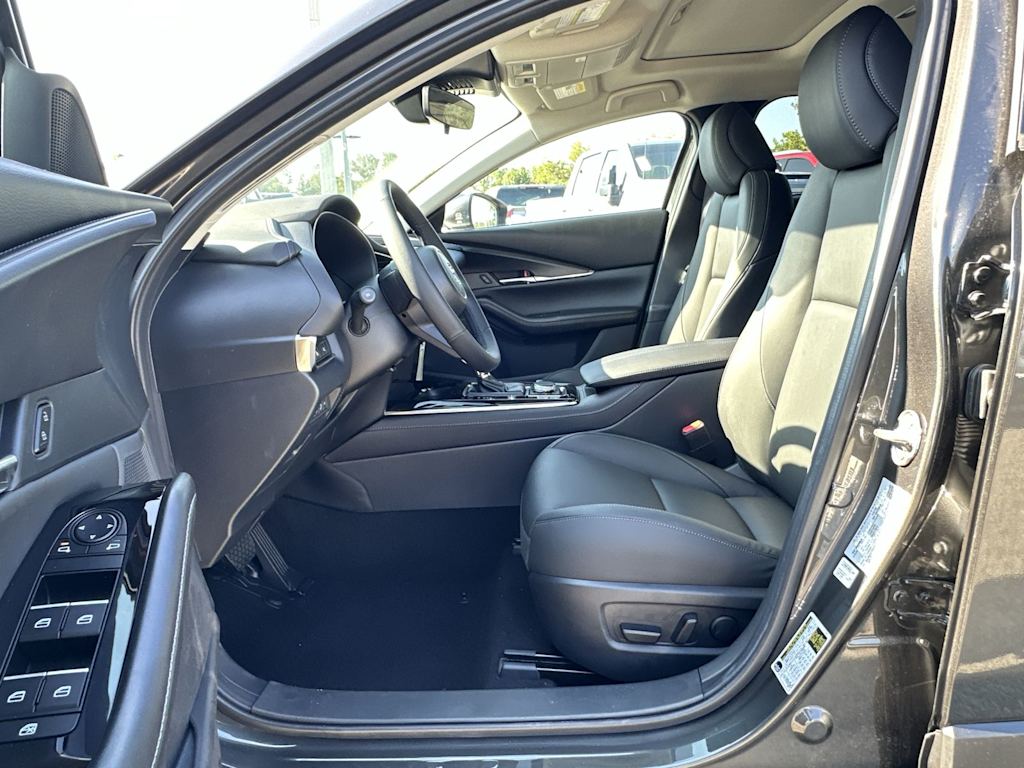 Thumbnail: 2025 Mazda CX-30 - 11