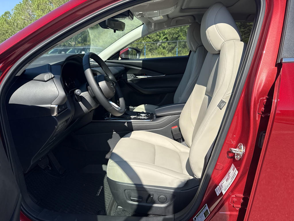 Thumbnail: 2025 Mazda CX-30 - 12