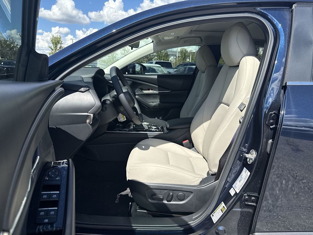 Thumbnail: 2025 Mazda CX-30 - 13