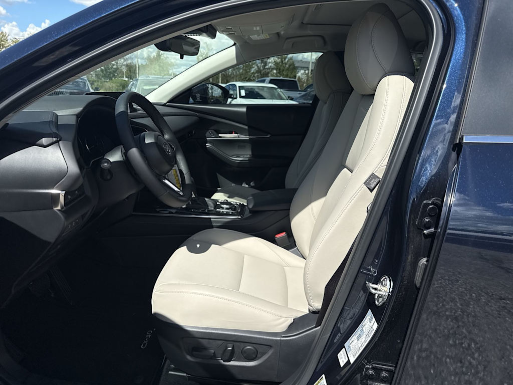 Thumbnail: 2025 Mazda CX-30 - 11