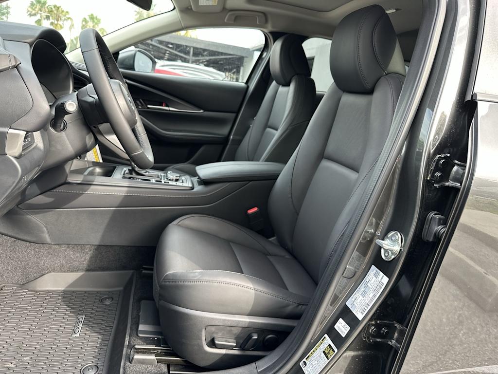 Thumbnail: 2026 Mazda CX-30 - 10