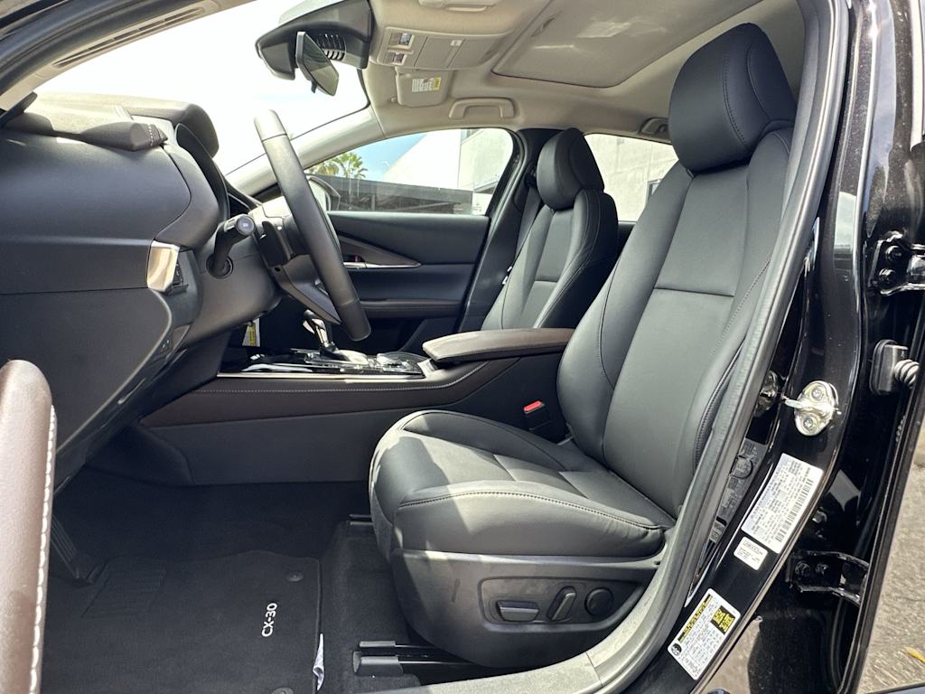 Thumbnail: 2025 Mazda CX-30 - 12