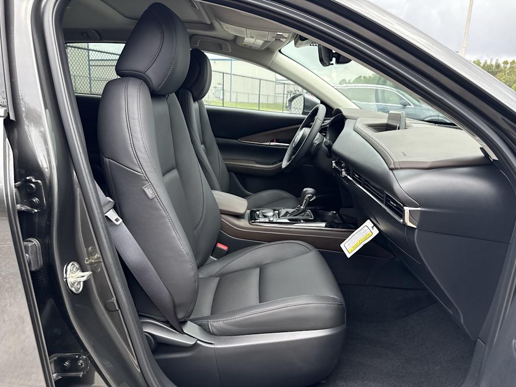 Thumbnail: 2025 Mazda CX-30 - 12