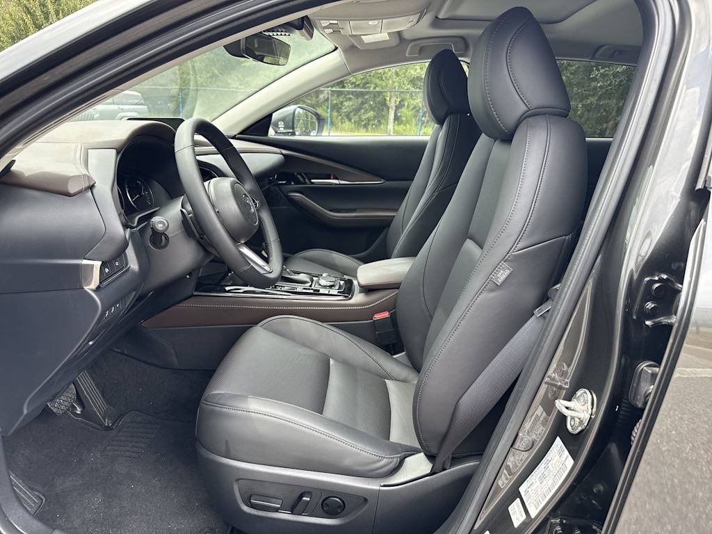 Thumbnail: 2025 Mazda CX-30 - 11