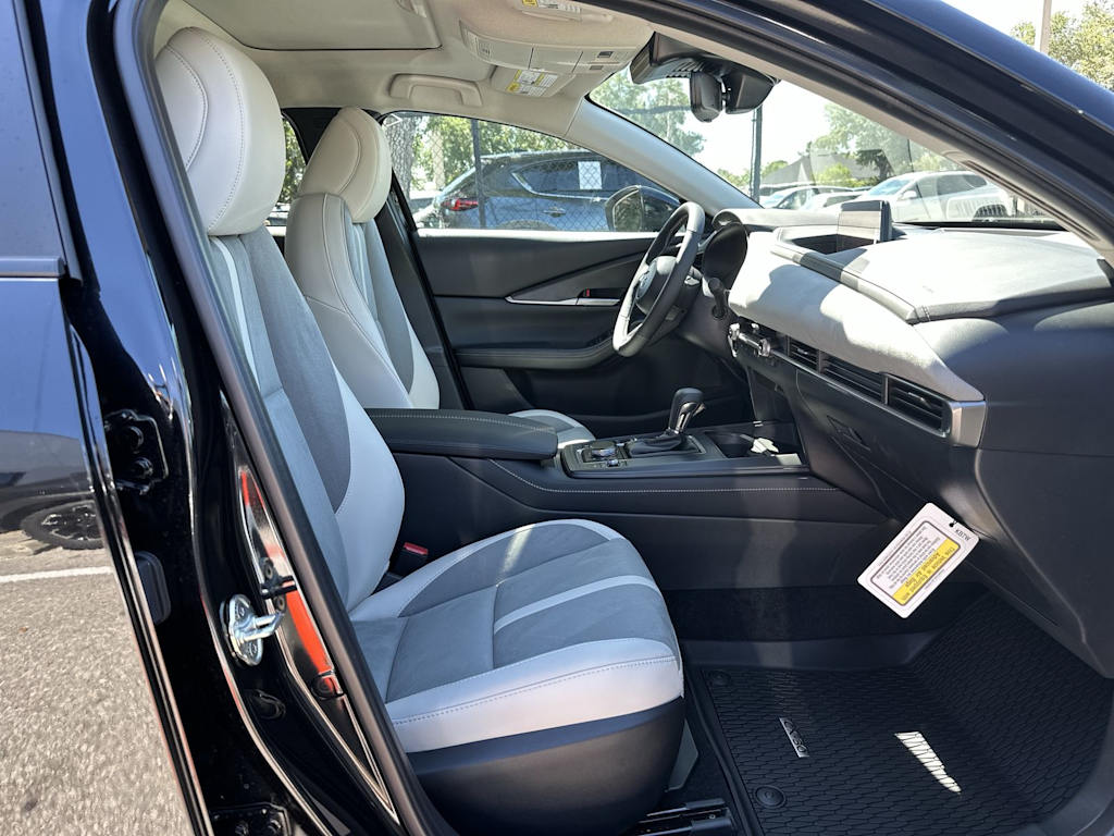 Thumbnail: 2026 Mazda CX-30 - 10