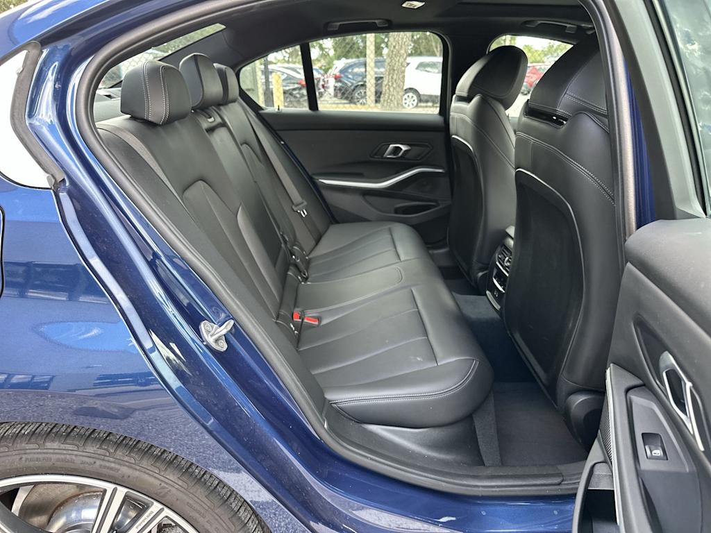 Thumbnail: 2024 BMW 3 Series - 24