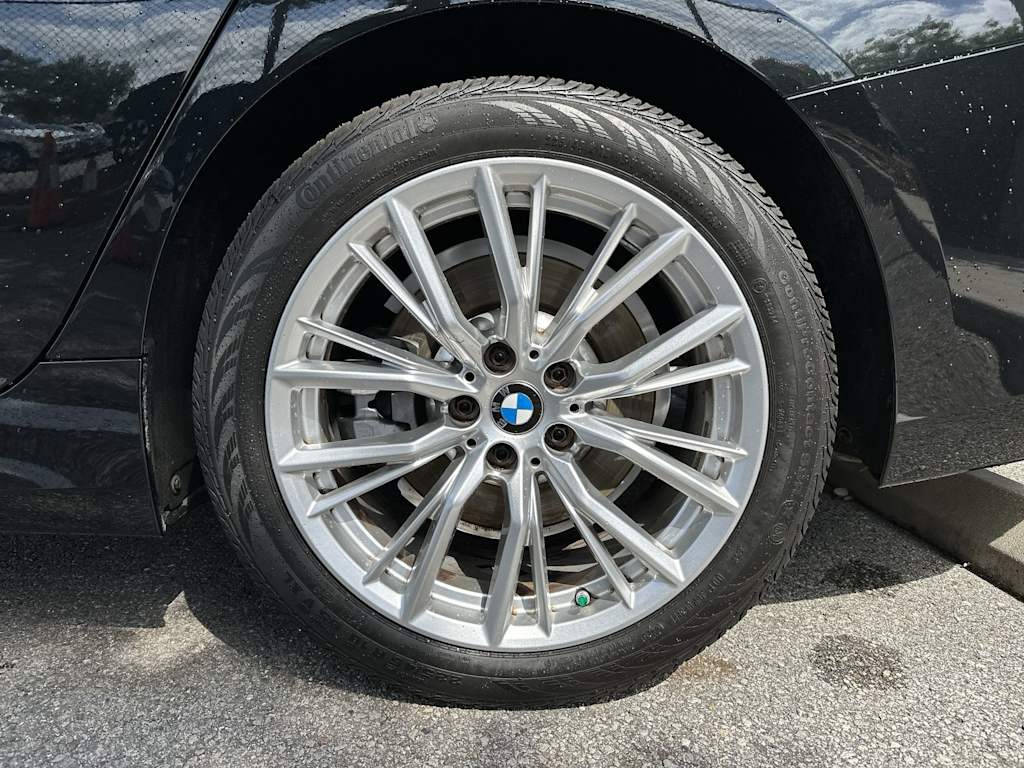 Thumbnail: 2024 BMW 3 Series - 7