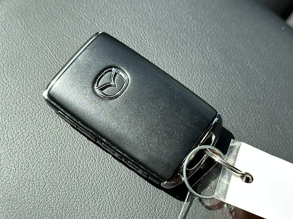 Thumbnail: 2023 Mazda Mazda3 - 17