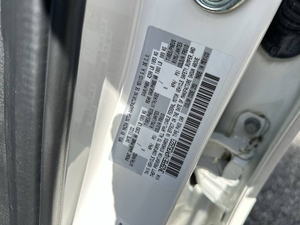 Thumbnail: 2023 Mazda Mazda3 - 18