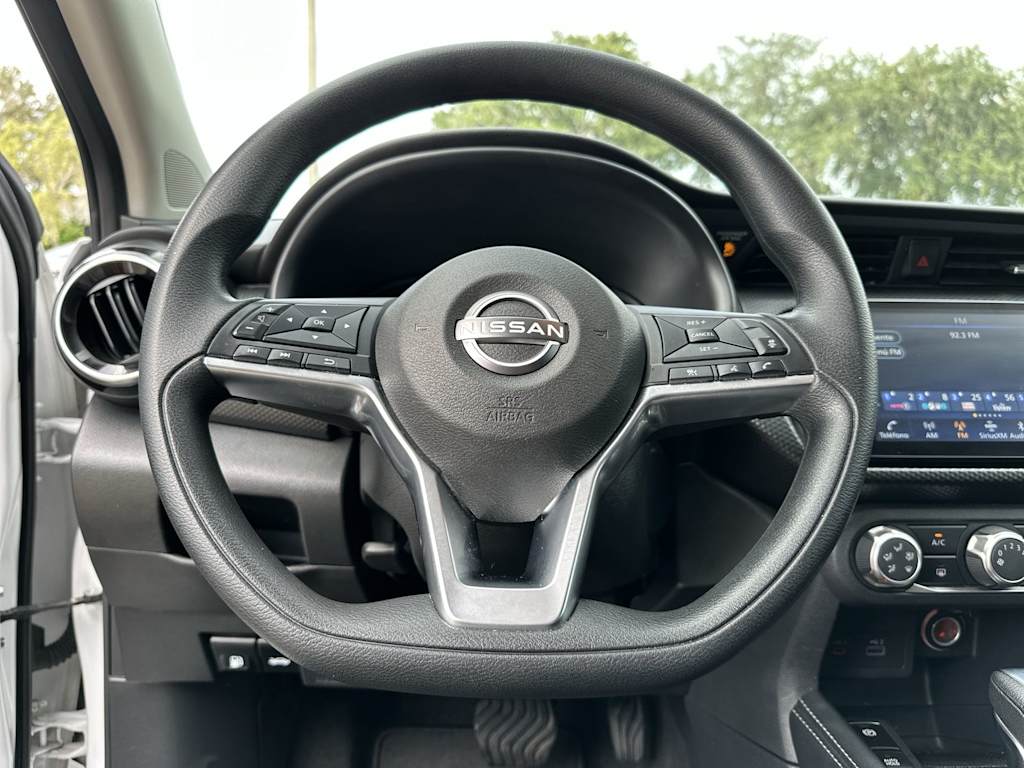 Thumbnail: 2023 Nissan Kicks - 9