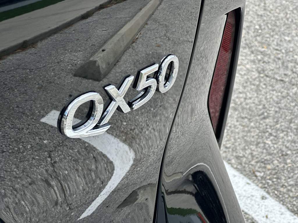 Thumbnail: 2021 INFINITI QX50 - 6