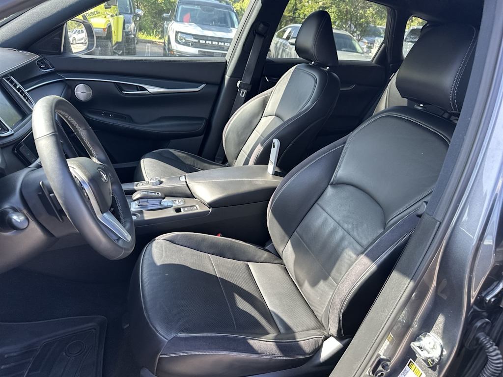 Thumbnail: 2023 INFINITI QX50 - 8