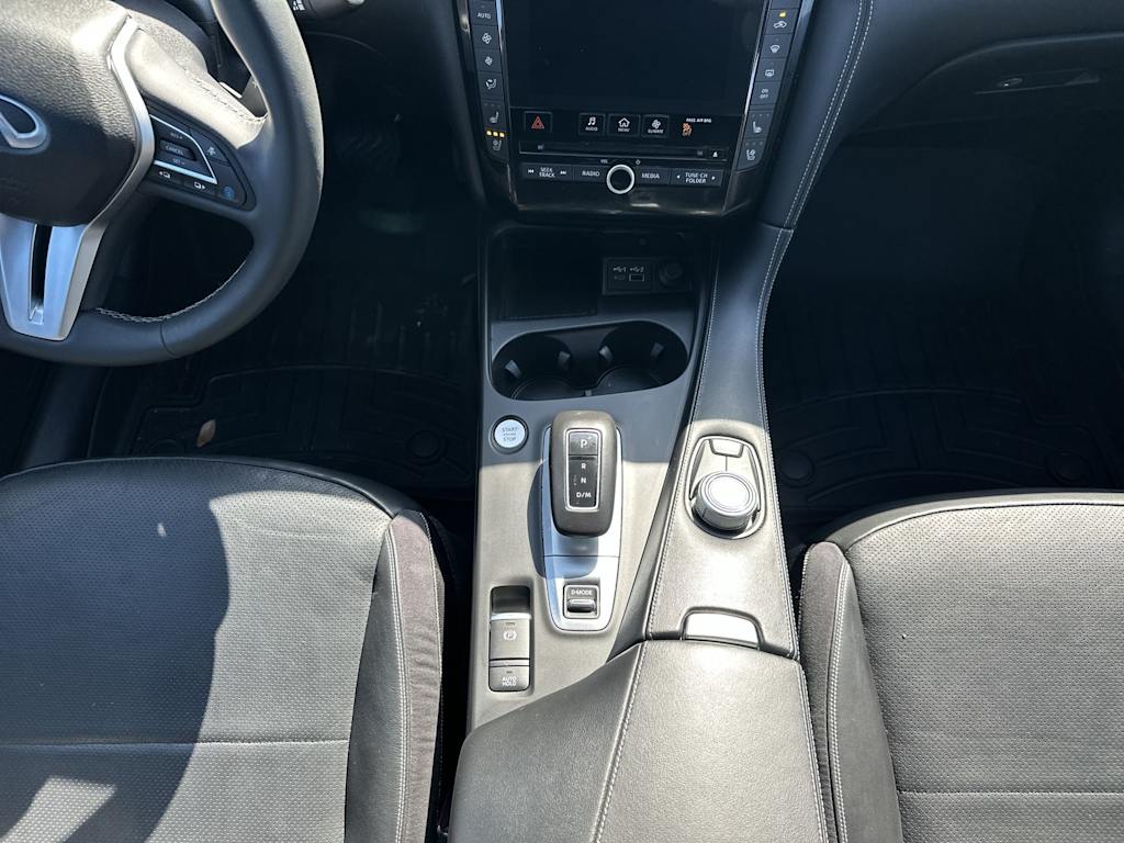 Thumbnail: 2023 INFINITI QX50 - 11