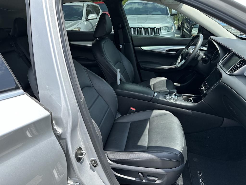Thumbnail: 2019 INFINITI QX50 - 19