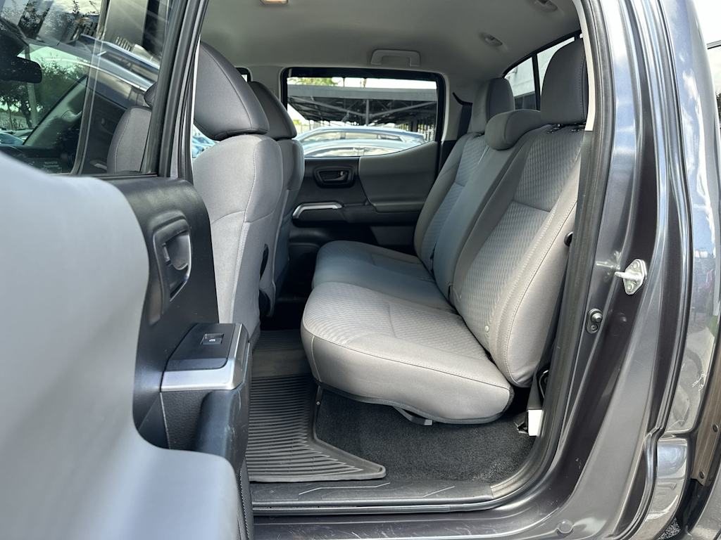 Thumbnail: 2021 Toyota Tacoma - 12