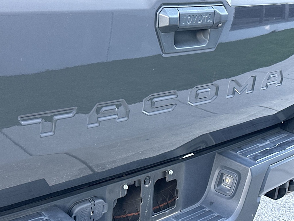 Thumbnail: 2024 Toyota Tacoma - 7