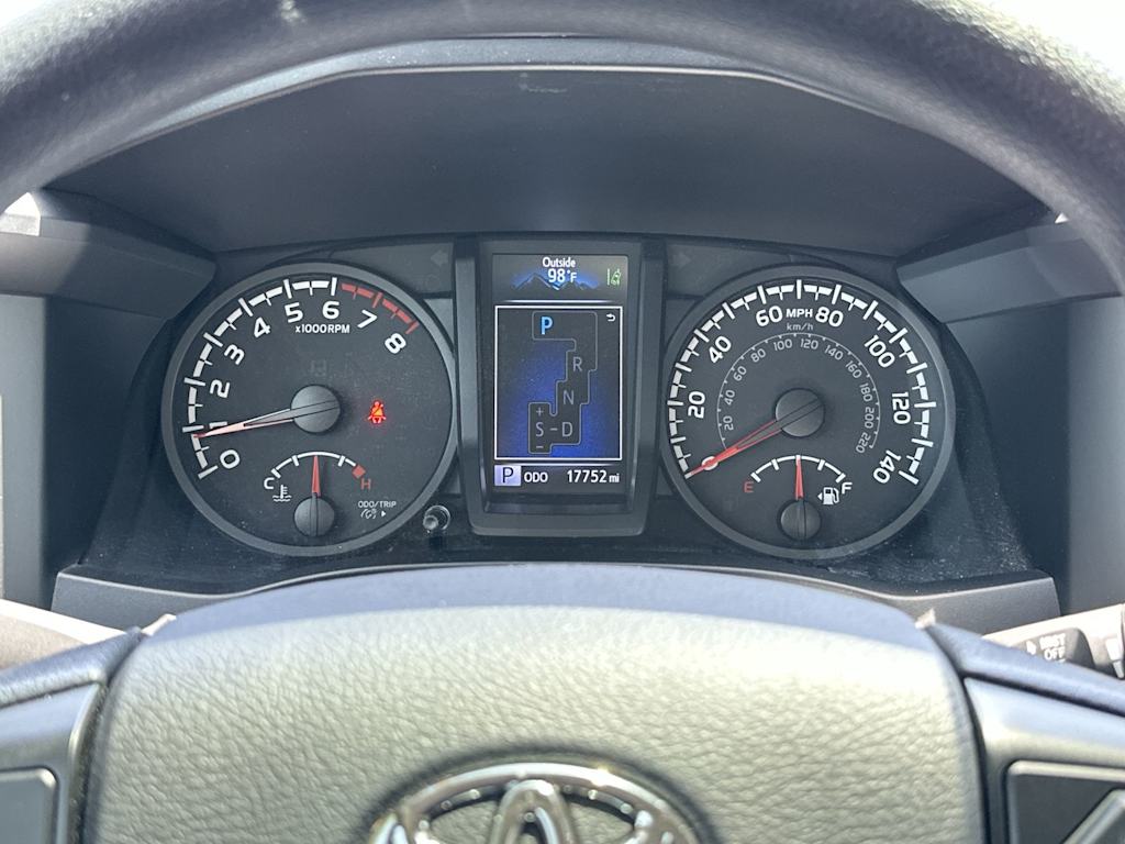 Thumbnail: 2022 Toyota Tacoma - 14