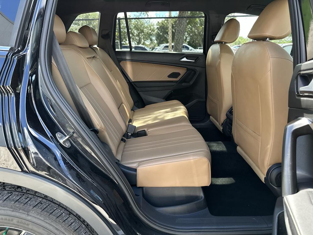 Thumbnail: 2024 Volkswagen Tiguan - 25
