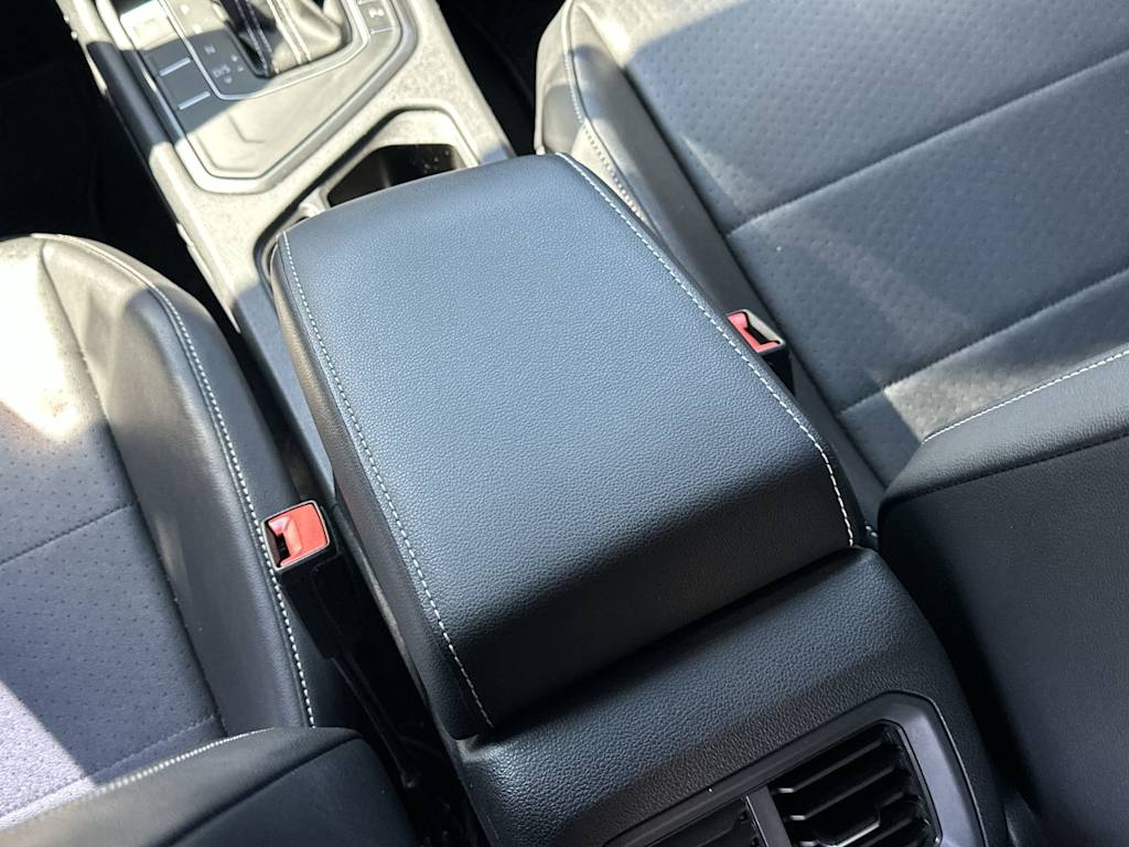 Thumbnail: 2021 Volkswagen Tiguan - 21