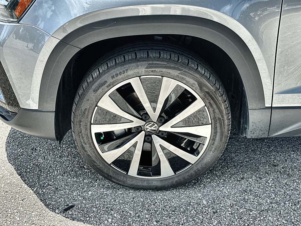 Thumbnail: 2024 Volkswagen Taos - 8