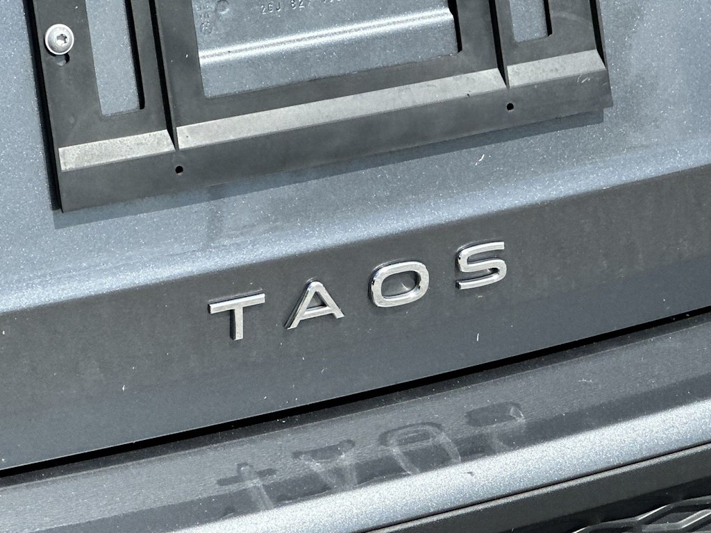 Thumbnail: 2024 Volkswagen Taos - 7
