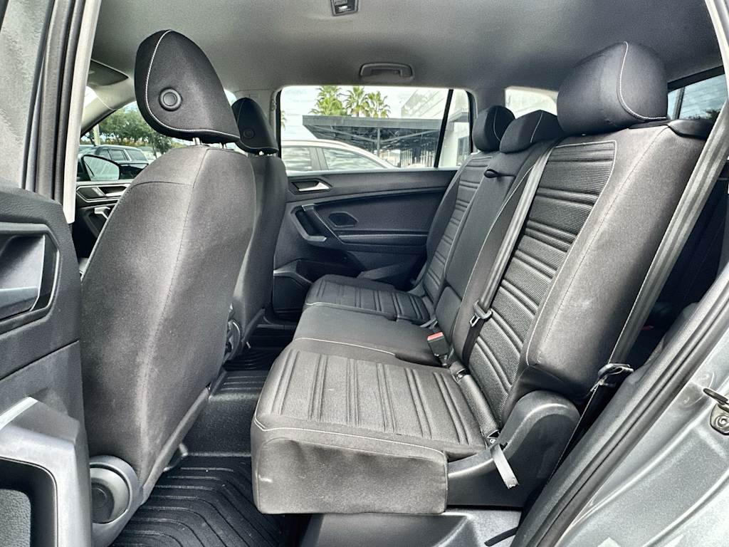 Thumbnail: 2024 Volkswagen Tiguan - 19