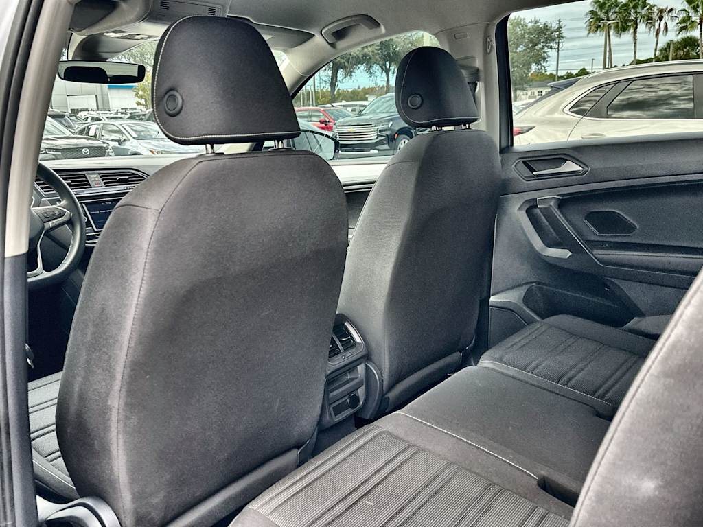 Thumbnail: 2024 Volkswagen Tiguan - 13