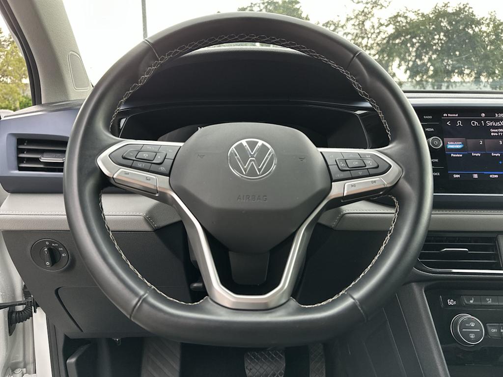 Thumbnail: 2024 Volkswagen Taos - 8