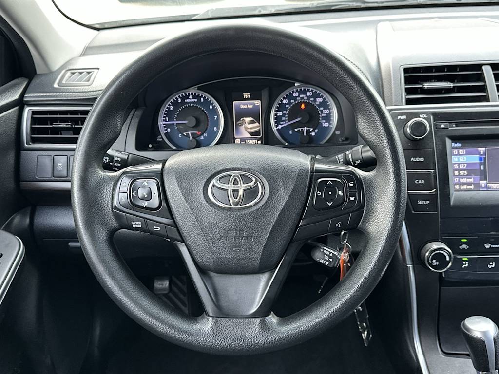 Thumbnail: 2016 Toyota Camry - 10