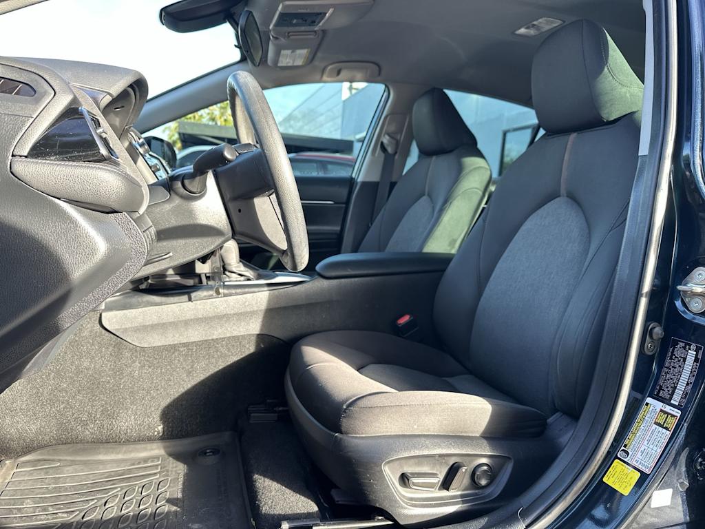 Thumbnail: 2020 Toyota Camry - 12