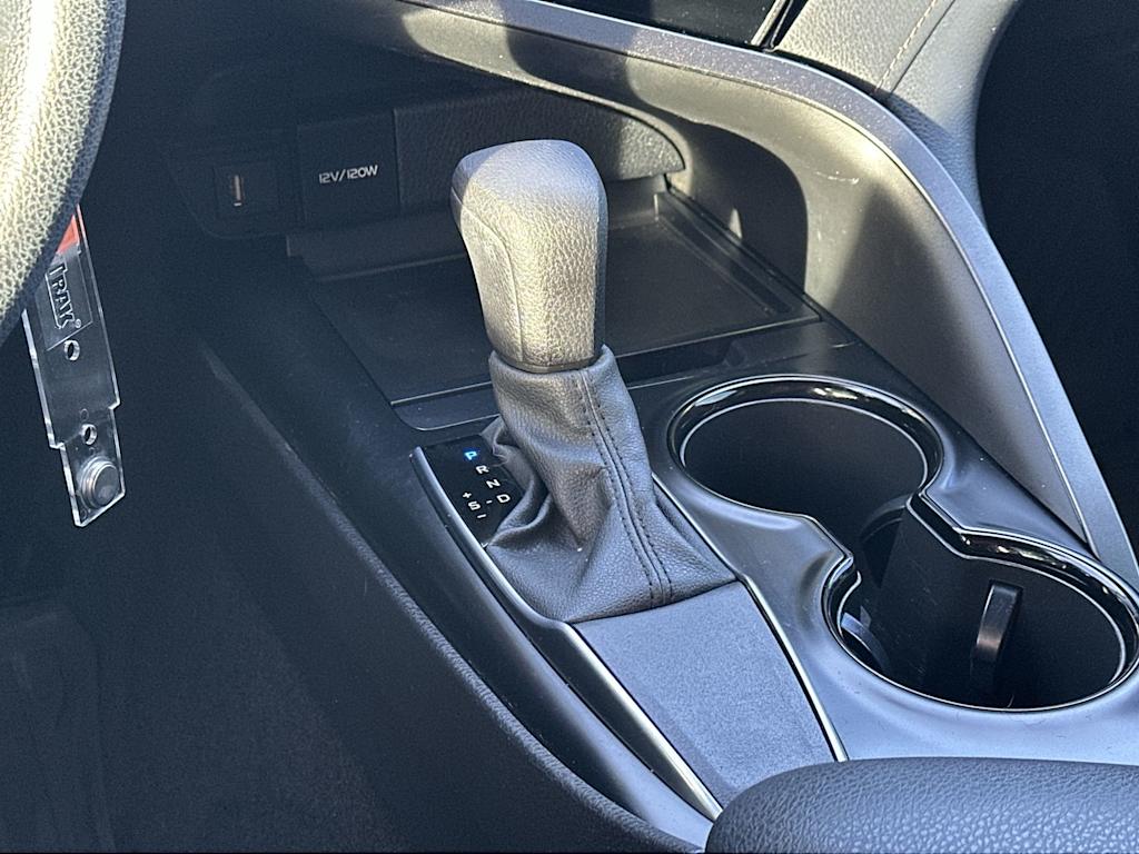 Thumbnail: 2020 Toyota Camry - 15