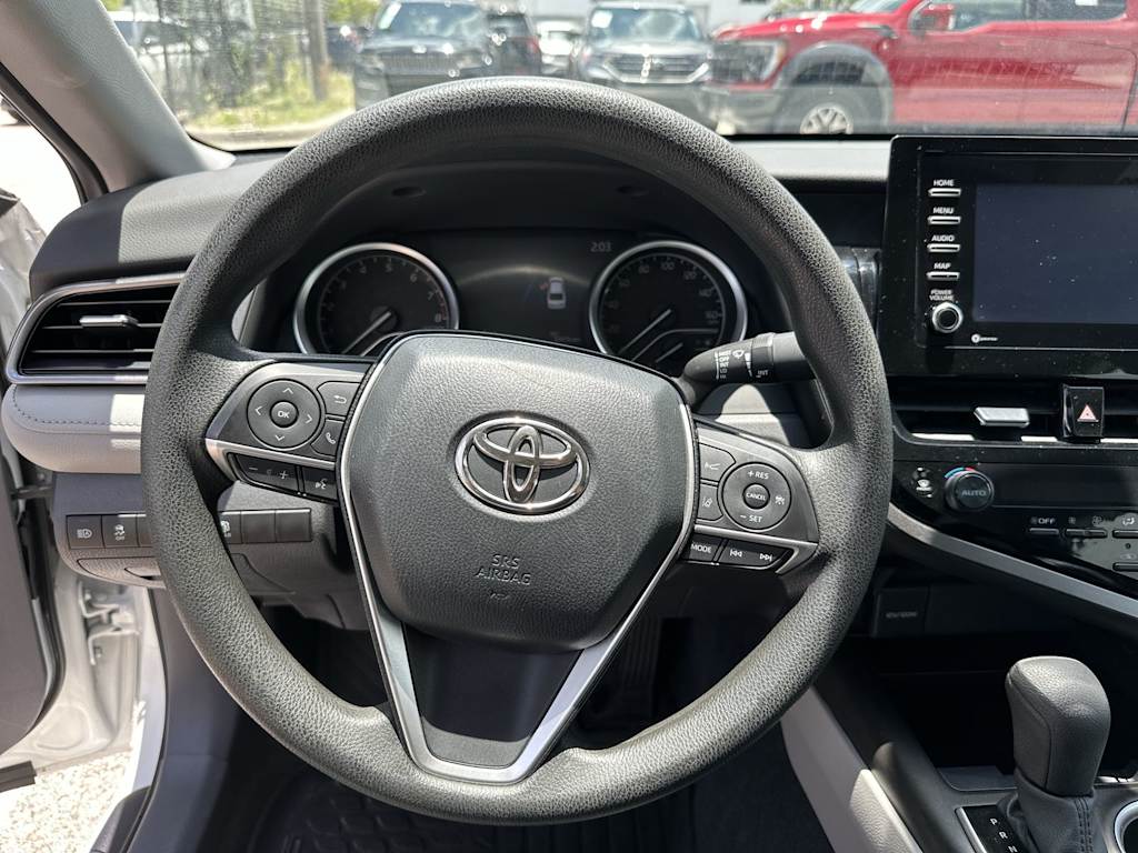 Thumbnail: 2023 Toyota Camry - 10