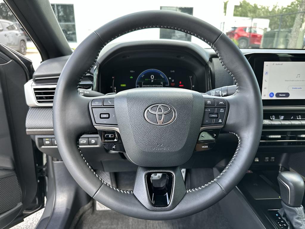 Thumbnail: 2025 Toyota Camry - 9